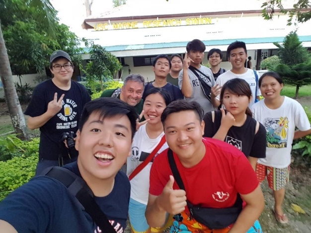 Tunghai Diving Club students and Sustainability Science & Engineering Program students returned on 1 October, 2018 from their week-long trip to the Philippines. 